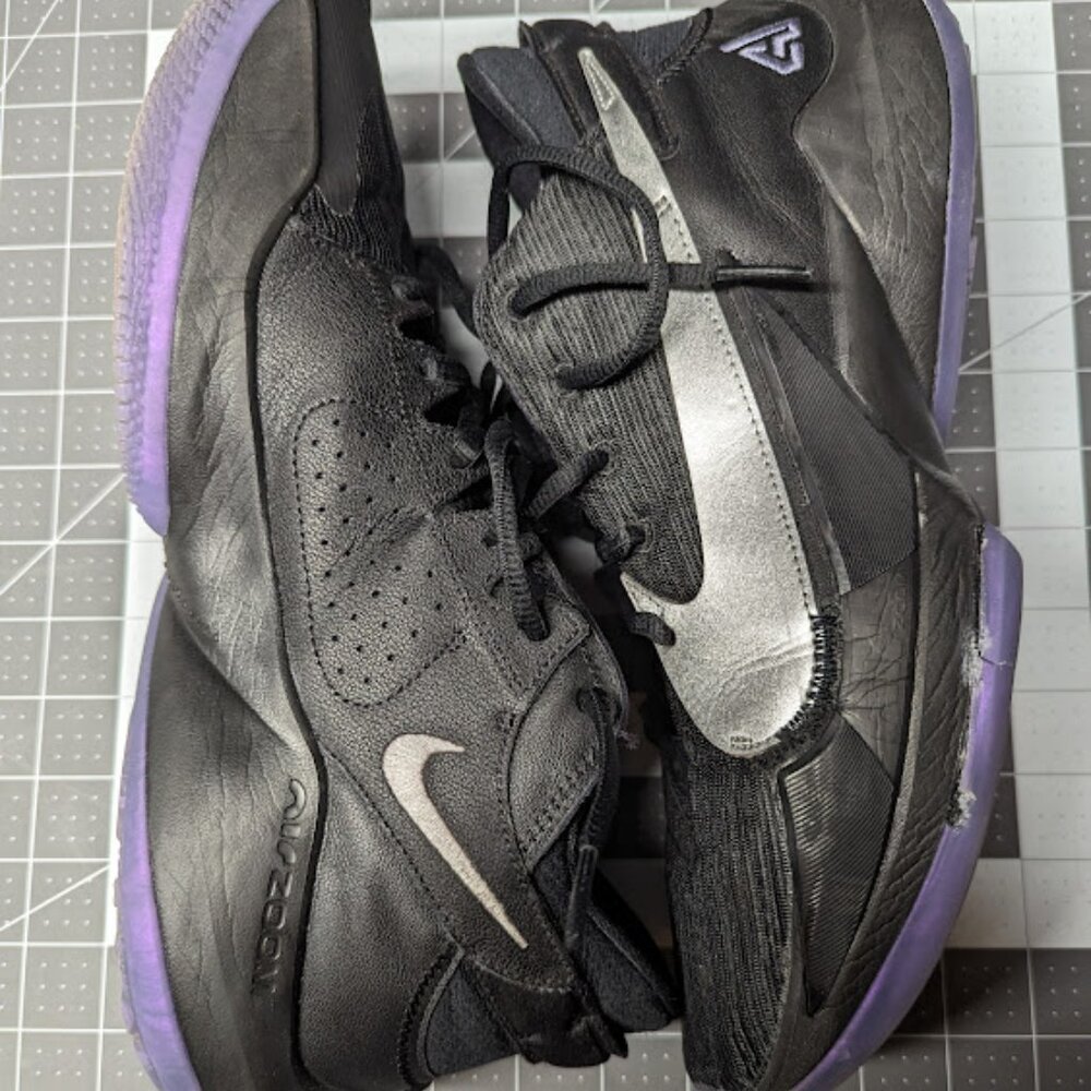 NIke Giannis Zoom Freak 2, Size 10.5 Mens